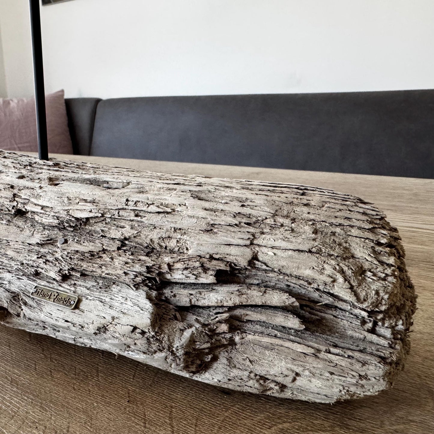 Driftwood Detailaufnahme mit natürlicher Oberfläche und maritimer Patina