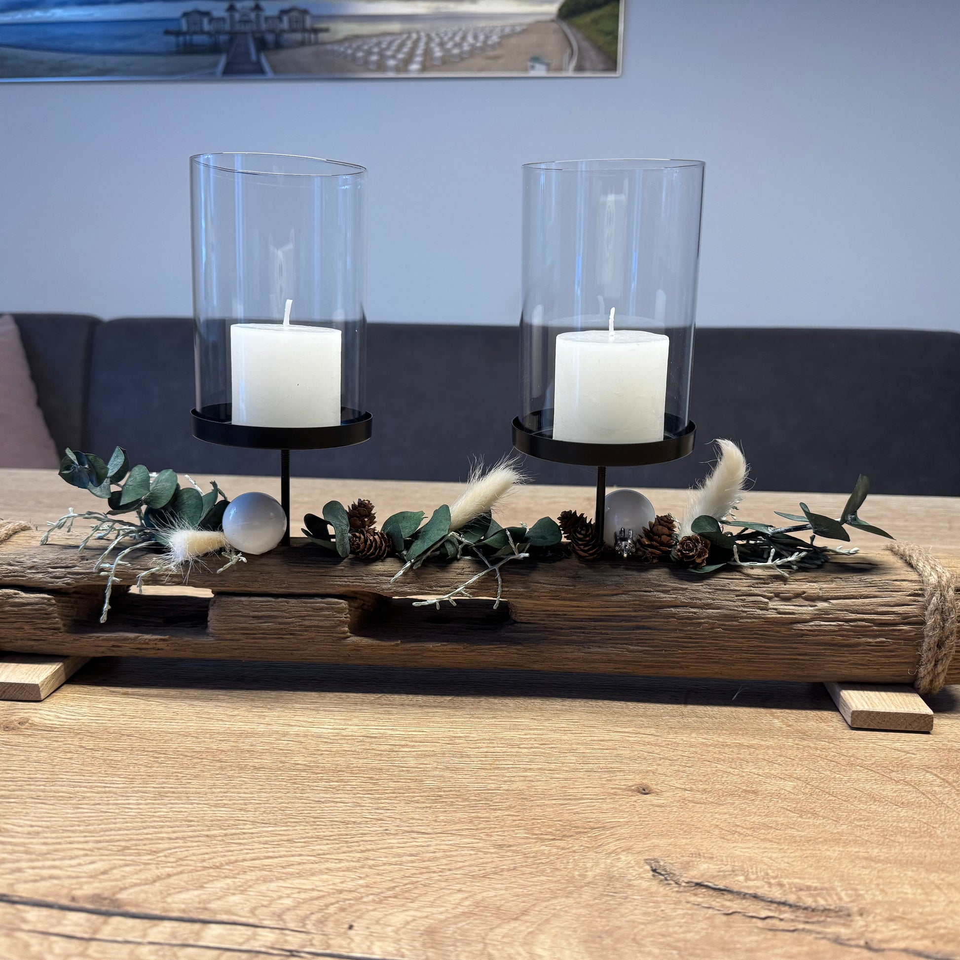 Treibholz Kerzenhalter 2 flammig mit zwei Glaszylinder weihnachtlich dekoriert von Treibholzzauber79 im skandinavischen Raum