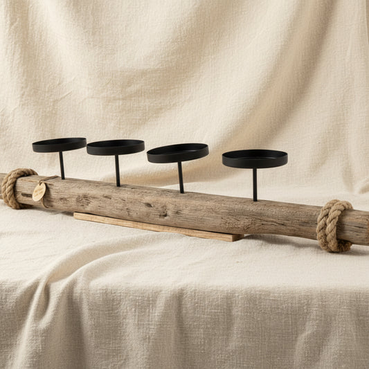 Detailaufnahme Treibholz Kerzenhalter mit Tau und natürlicher Holzstruktur