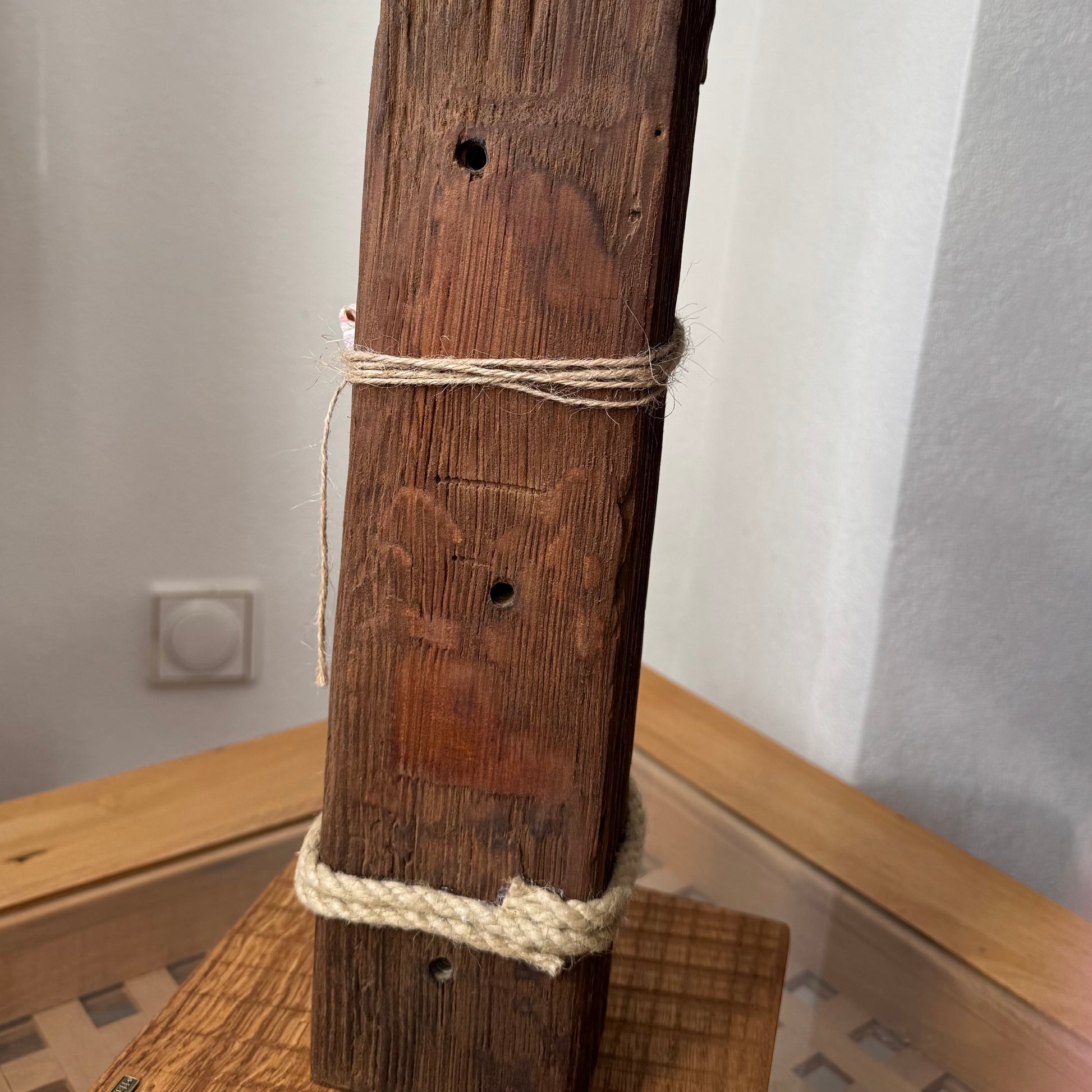 Rückseite Treibholz Kerzenhalter aus alter Eiche natürliche Holzstruktur von Treibholzzauber79