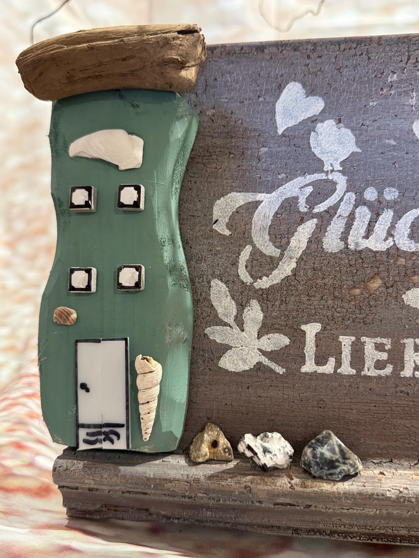 Glückliche Familie Wanddeko aus alter Eiche | Liebe & Frieden | Handgemacht aus Treibholz | Skandinavisch Landhaus Geschenk