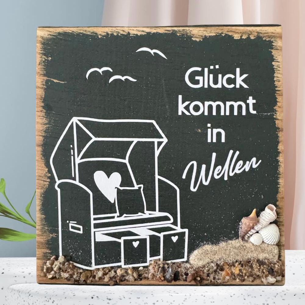 Holzschild „Glück kommt in Wellen“ aus Eiche | Maritime Deko mit Ostsee Steinen