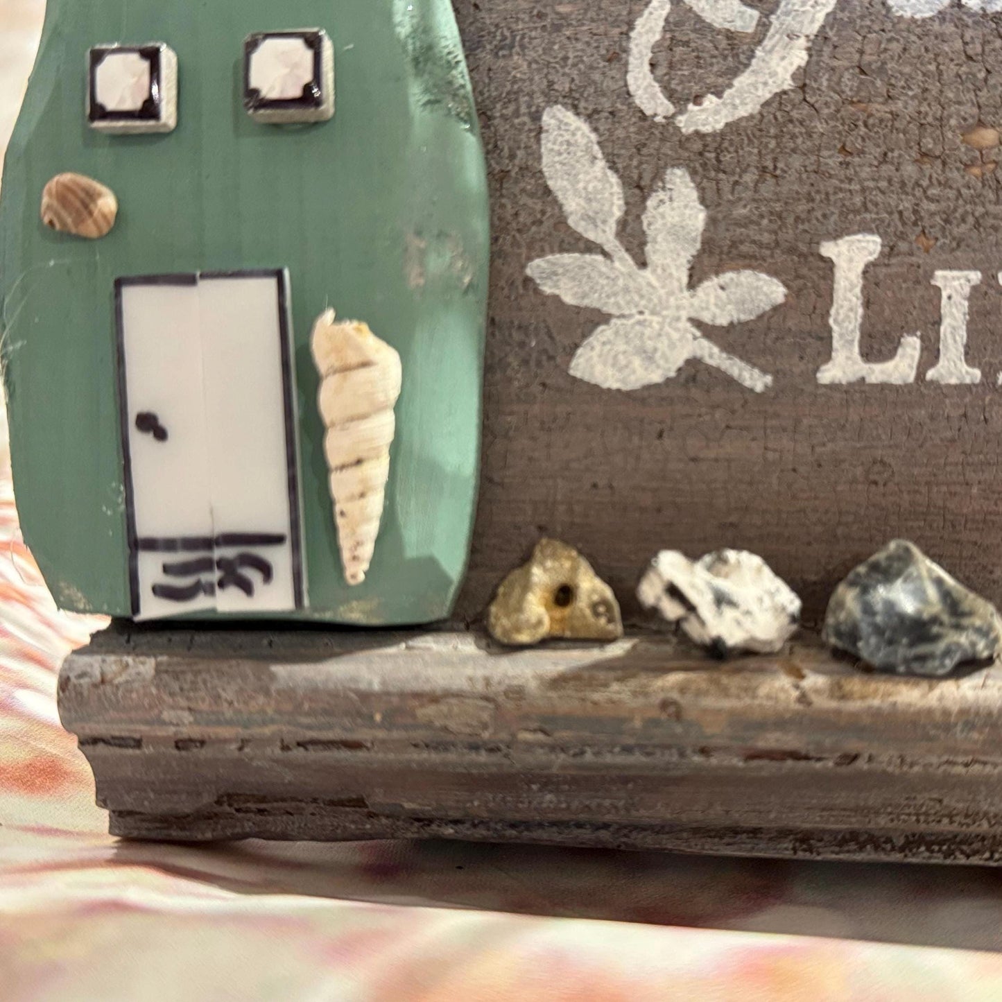 Glückliche Familie Wanddeko aus alter Eiche | Liebe & Frieden | Handgemacht aus Treibholz | Skandinavisch Landhaus Geschenk