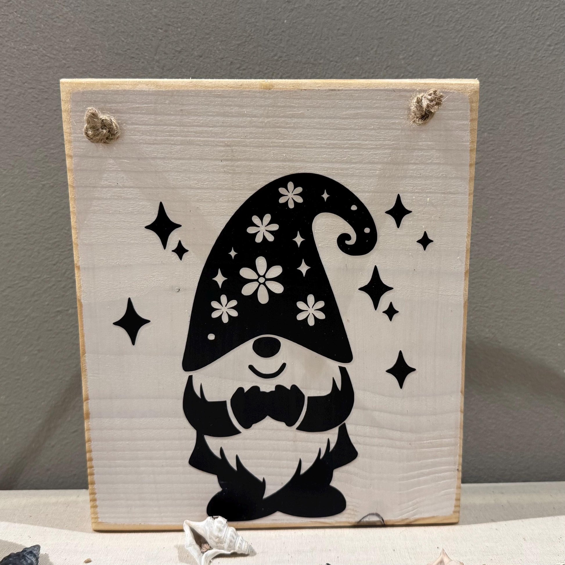 Holz Dekoschild Weihnachten 17 x 19 cm zum aufhängen - Türschild Weihnachten Handmade - skandinavische Weihnachtsdeko, Weihnachtsdeko Holz – Handmade aus Vinyl, Holz Lerche von Treibholzzauber79