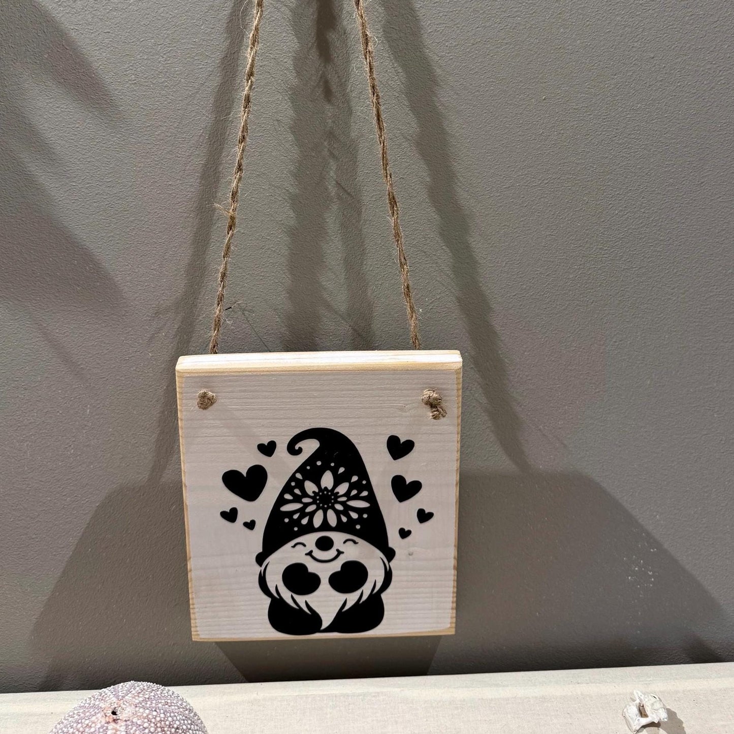 Holz Dekoschild Weihnachten 17 x 19 cm zum aufhängen - Türschild Weihnachten Handmade - skandinavische Weihnachtsdeko, Weihnachtsdeko Holz – Handmade aus Vinyl, Holz Lerche von Treibholzzauber79