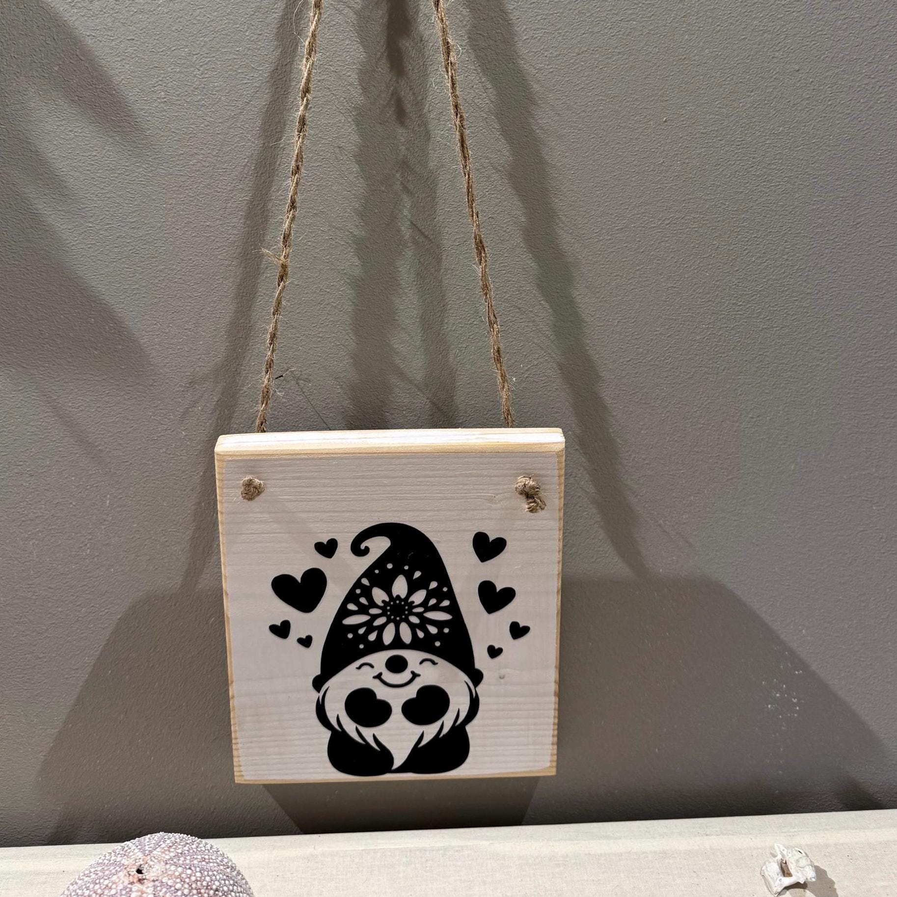Holz Dekoschild Weihnachten 17 x 19 cm zum aufhängen - Türschild Weihnachten Handmade - skandinavische Weihnachtsdeko, Weihnachtsdeko Holz – Handmade aus Vinyl, Holz Lerche von Treibholzzauber79