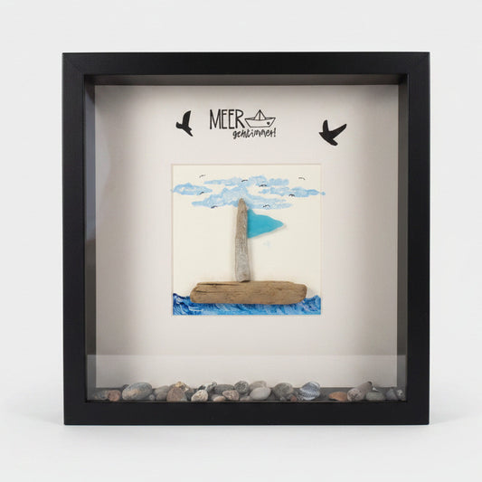 Personalisierter Bilderrahmen Meer geht immer 27cm Eiche. Strandfunde von der dänischen Küste. Steinbild Segelboot -Handmade Geschenke – Handmade aus Holz, Strandfunde, Bilderrahmen, 3d Rahmen, Ostsee Steine, Acryl, Treibholz Nordsee, Plexiglas von Treibholzzauber79