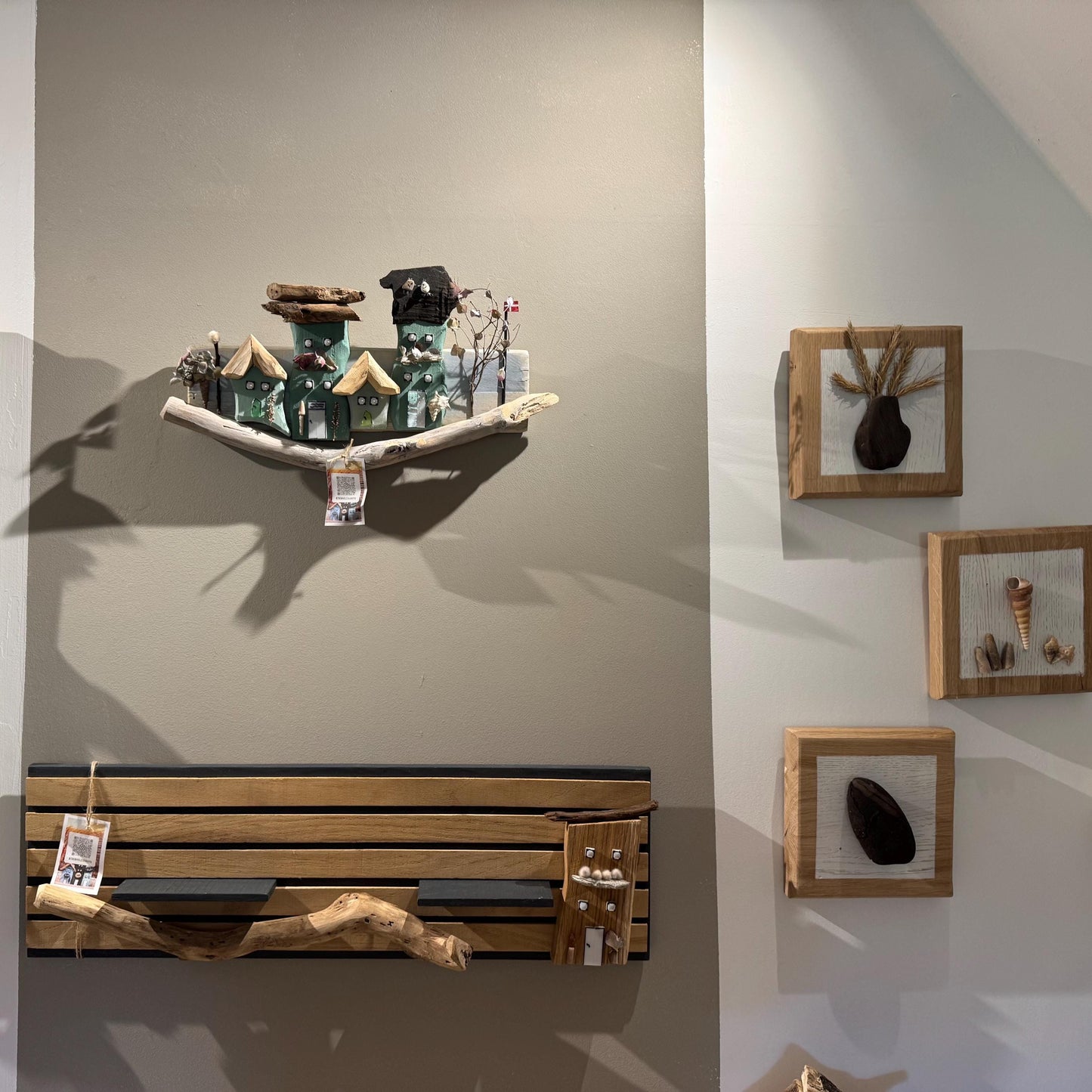 Eine Ausstellung handgefertigter Holzkunstwerke von Treibholzzauber79