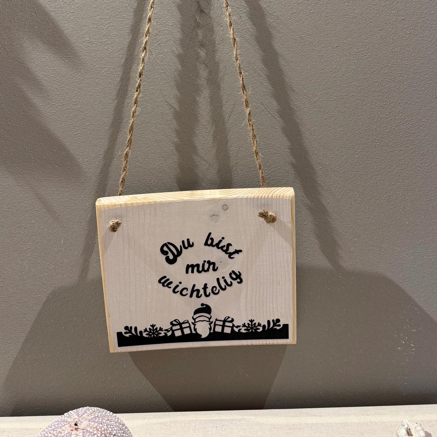 Holz Dekoschild Weihnachten 19 x 16 cm zum aufhängen - Türschild Weihnachten Handmade - skandinavische Weihnachtsdeko, Weihnachtsdeko Holz – Handmade aus Vinyl, Holz Lerche von Treibholzzauber79