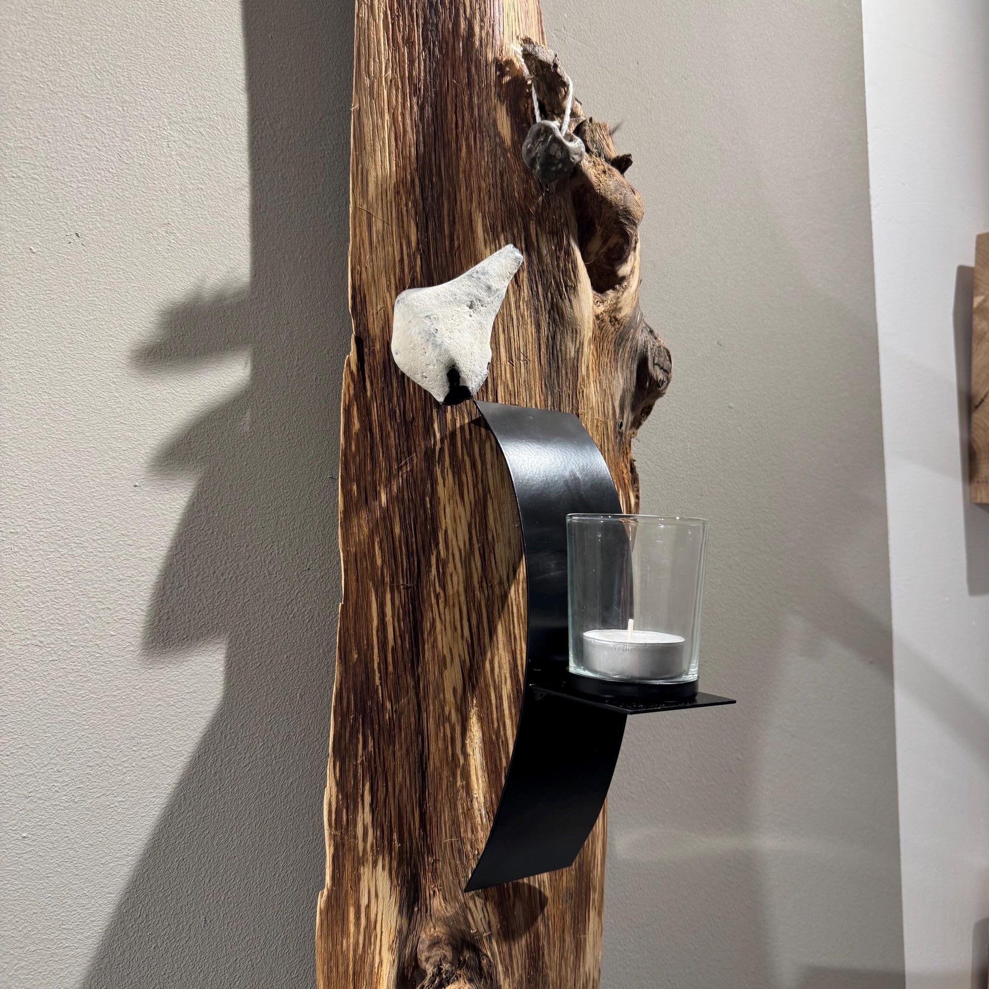 Wandkerzenhalter aus Eichen Holz – Handgefertigte Wanddeko im skandinavischen Stil mit Teelicht • Maritime Naturdeko Unikat