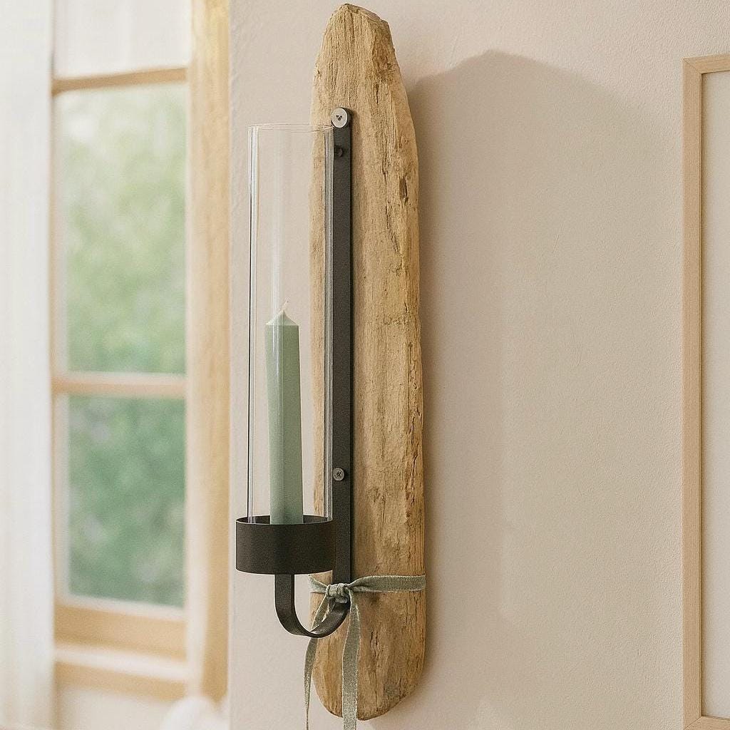Handgemachter Kerzenhalter mit Glaszylinder, Treibholz aus der Nordsee von Treibholzzauber79