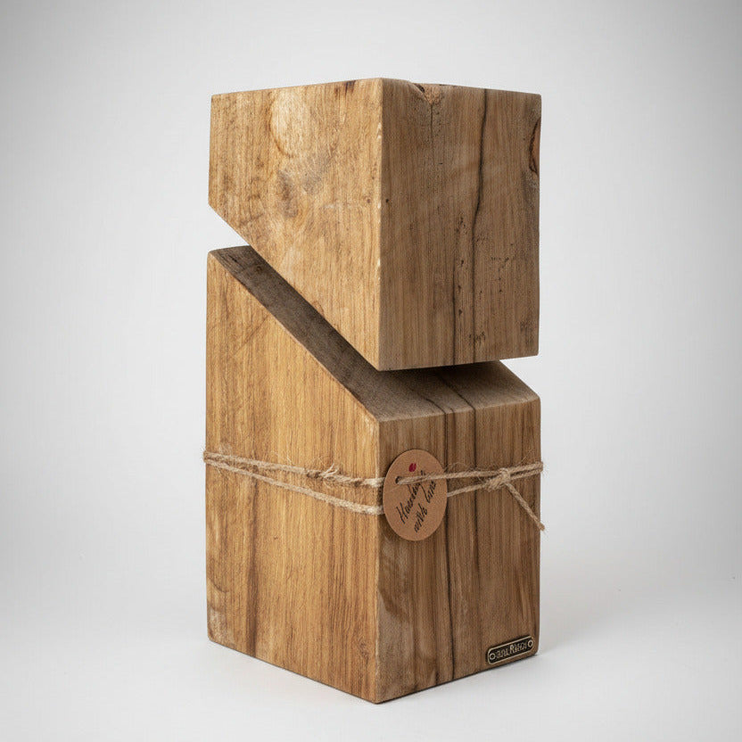 Holzvase aus massiver Eiche mit Reagenzglas | Skandinavische Vase | Handgefertigte Wohndeko | Nordic Home Decor – Handmade aus von Treibholzzauber79