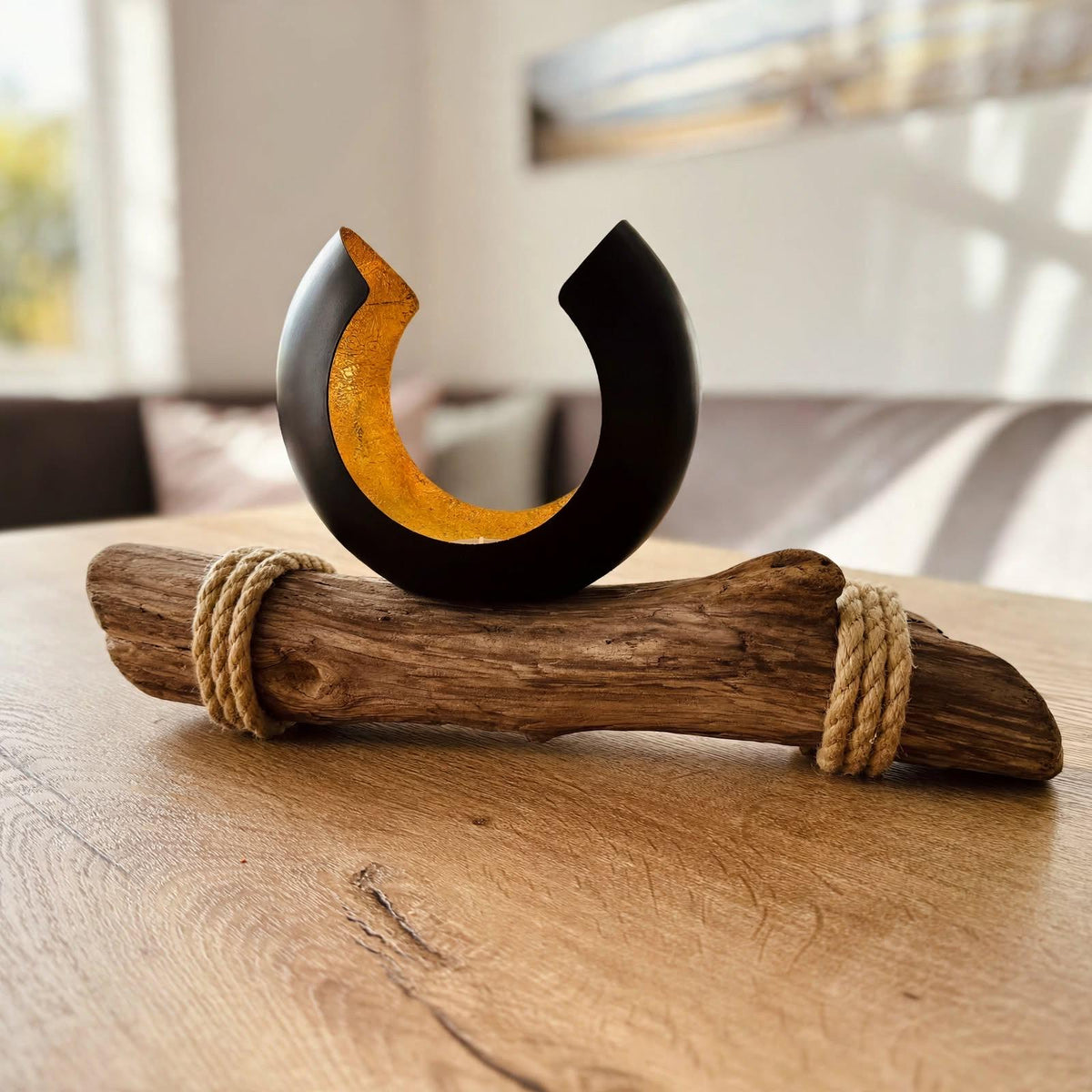 Treibholz Kerzenhalter Unikat 41cm mit moderner U-Form Schale schwarz gold auf massivem Driftwood mit Juteseil