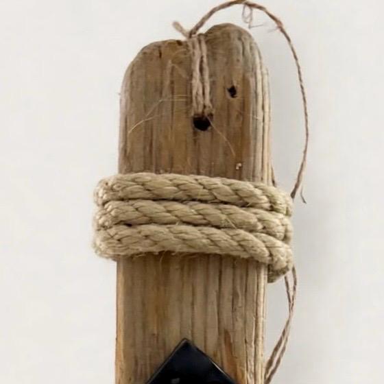 Oberes Detail rustikale Jute Kordel um echtes dänisches Treibholz 40x8x4cm - Aufhängung maritime Wanddeko