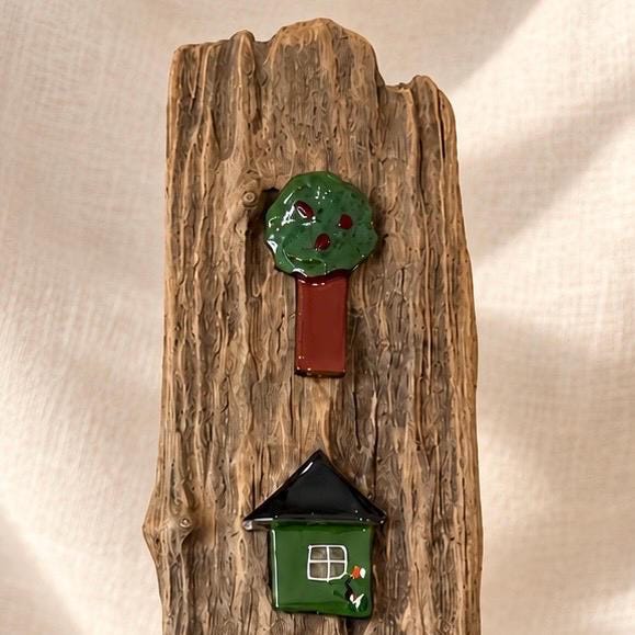 Treibholz Wanddeko | Driftwood Wall Art mit Glashaus und Apfelbaum | Fusing Glas Kunst – Handmade aus von Treibholzzauber79