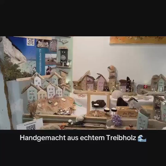 Maritimes Wandbild  – handgefertigte Treibholz Deko mit Strandhaus, Segelboot & Dünen - maritime Deko, Handmade Geschenke, Holzhäuschen