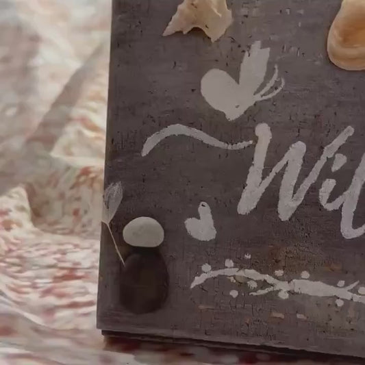 Willkommen Wandschild aus alter Eiche | Rustic Welcome Sign | 100 Jahre altes Holz – Handgemachte nordische Wanddeko